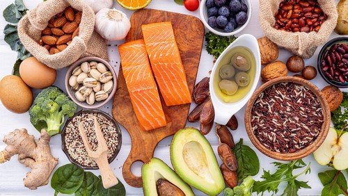 تغذیه و کاهش علائم PMS 