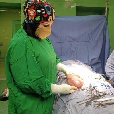 جراح خروج کیست و میوم